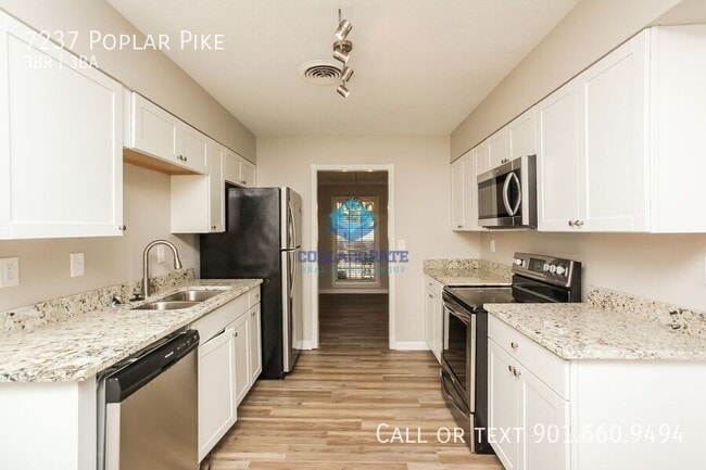 Photo - 7237 Poplar Pike