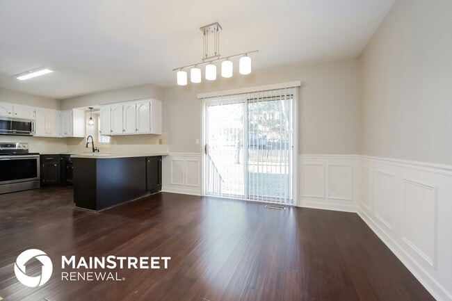 Photo - 2314 NE Springbrook St