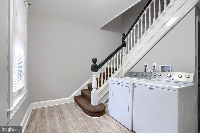 Photo - 3807 Fleetwood Ave Unidad 2