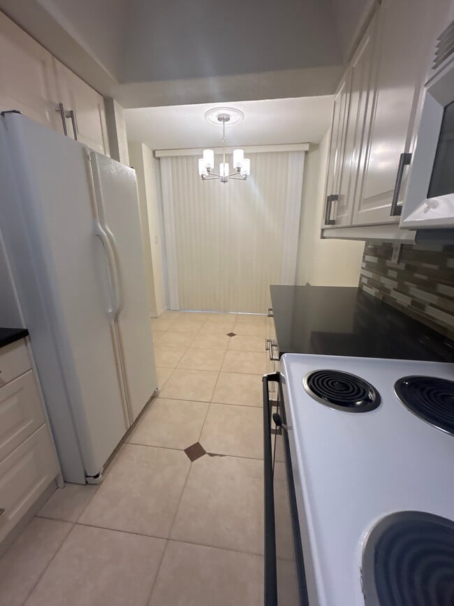Photo - 2930 SW 87th Ter Unit 1814