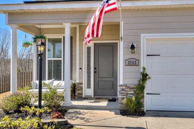 Photo - 3282 Alexandria Dr