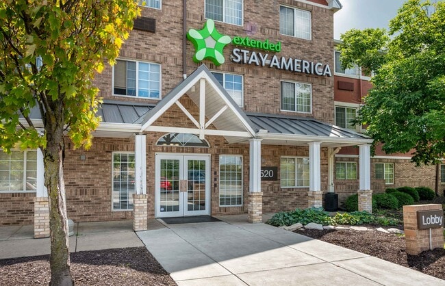 Building Photo - Furnished Studio-Indianapolis - West 86th St. Rental