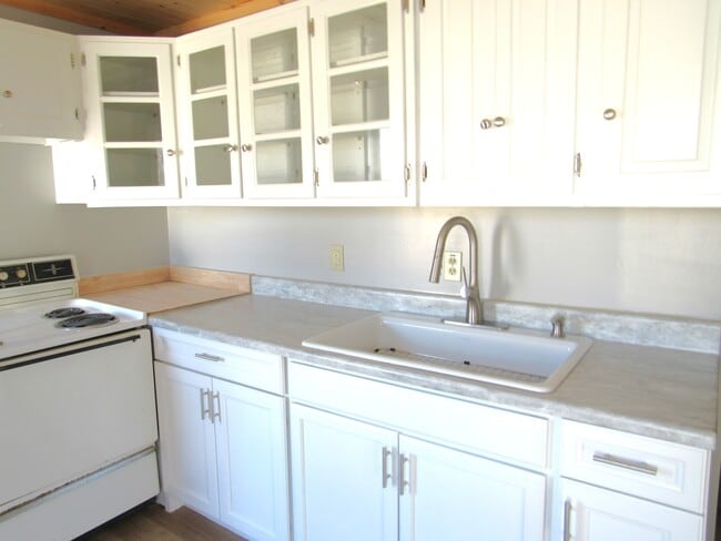 Photo - 124 Katahdin Ave Unidad 124