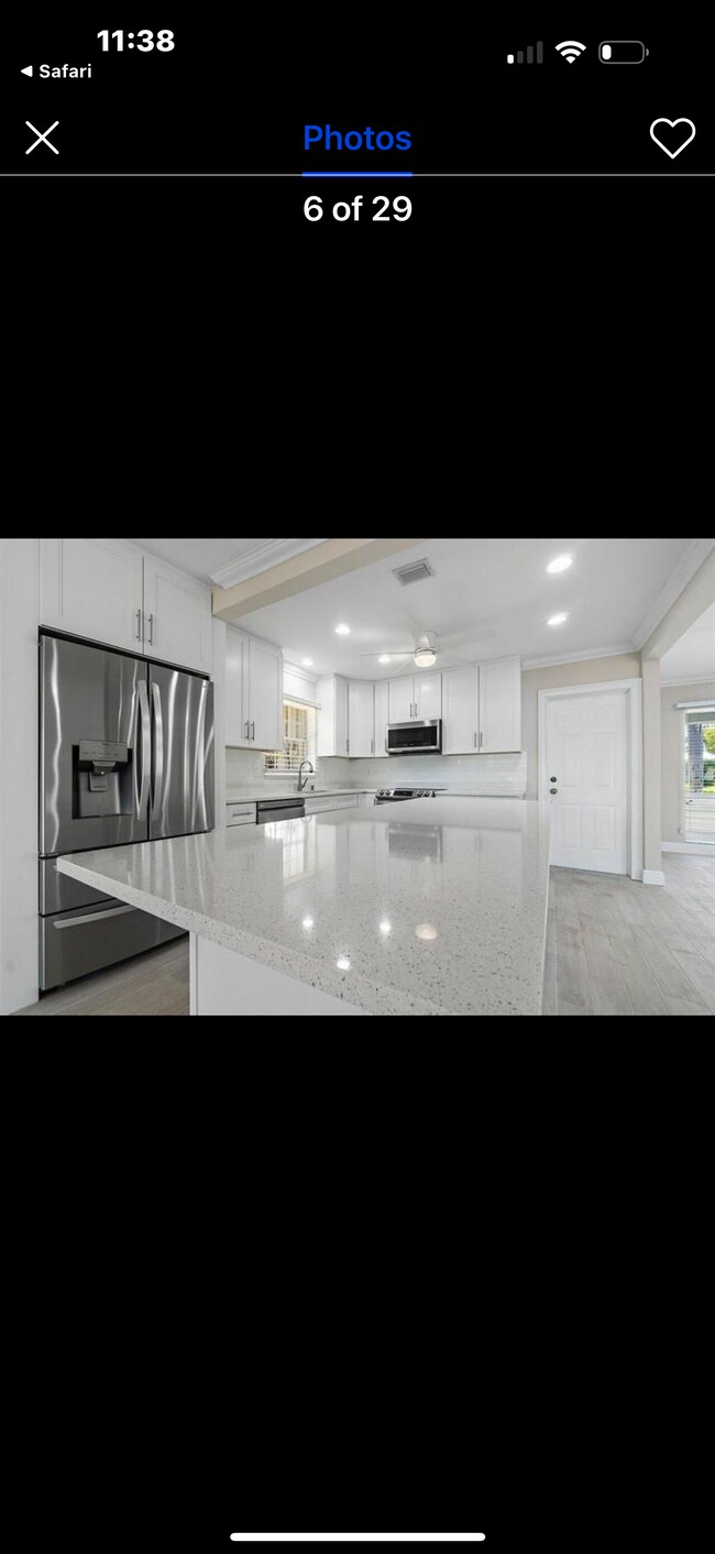 Photo - 740 NE 69th St