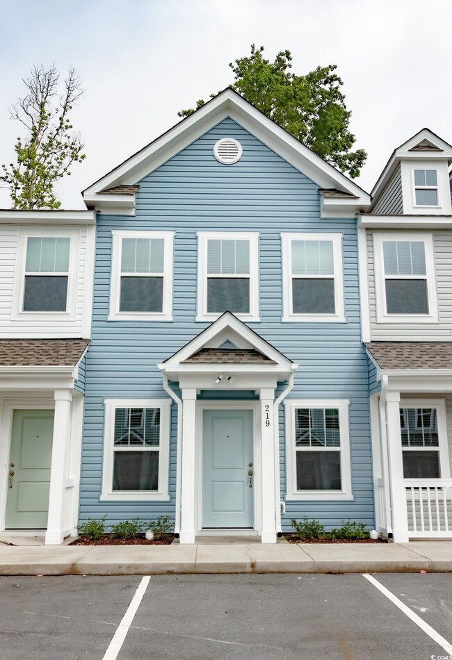 Photo - 219 Crescent Wy