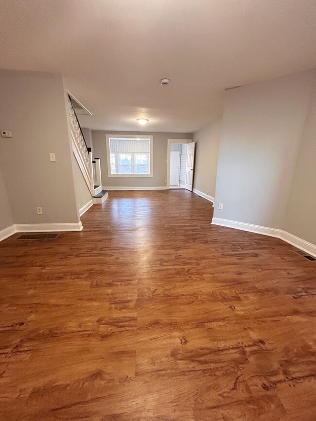 Photo - 2512 S 66th St