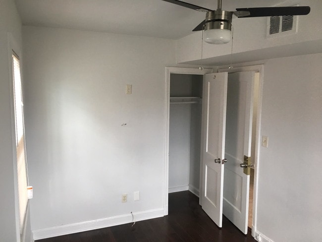 Photo - 1441 Holbrook St NE Unit 1