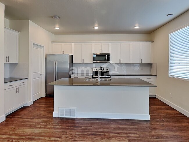 Photo - 2604 W 3340 S