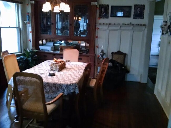 Photo - 3249 N Hackett Ave Unidad 3249