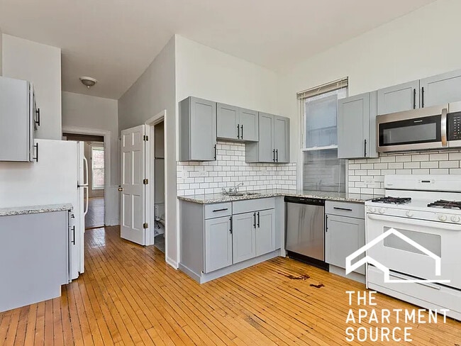 Photo - 858 N Paulina St Unit 2