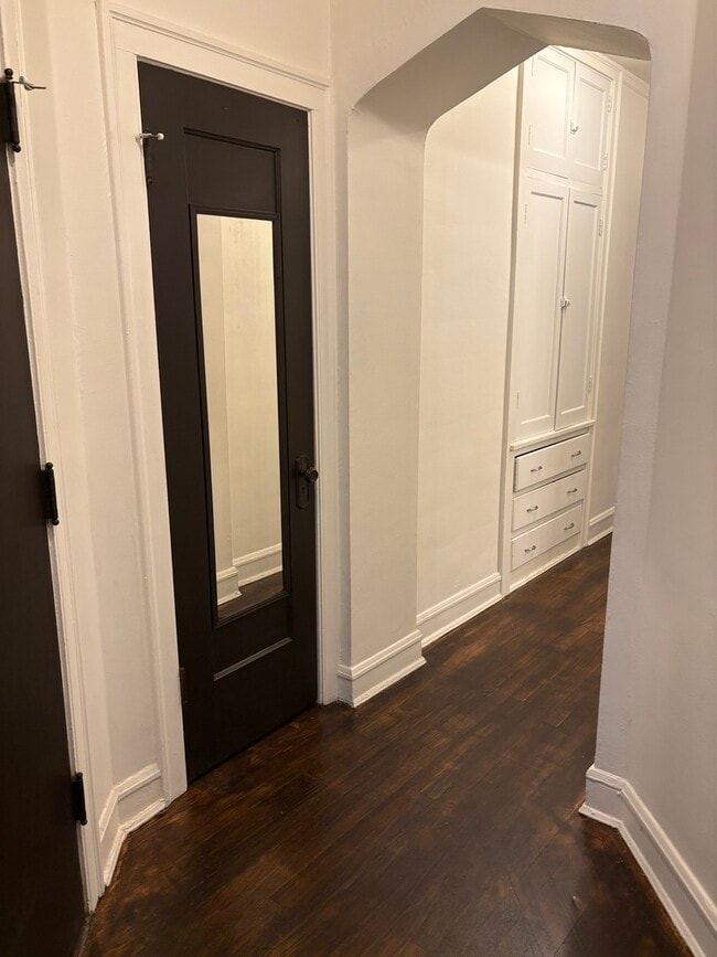 Photo - 8031 S Maryland Ave Unidad 1S