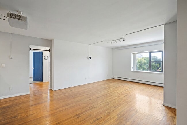 Photo - 204 Woodcliff Ave