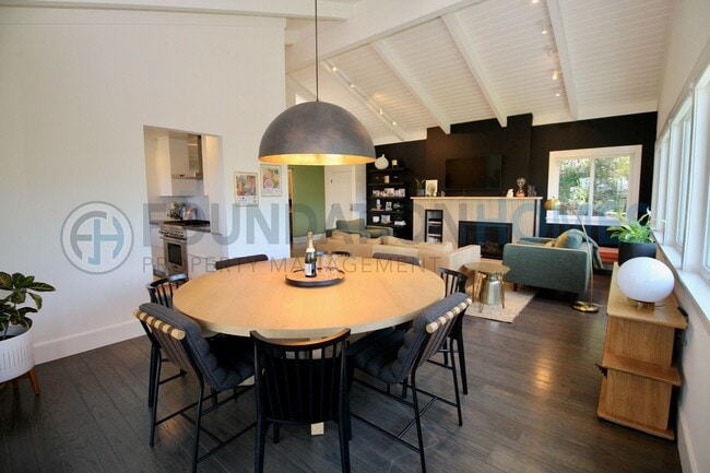 Photo - Fully Furnished 5BD/2.5BA Hillside View Home-FOUNDATION