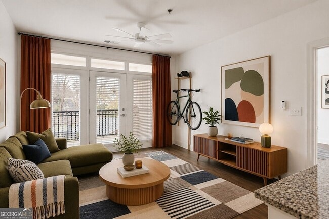 Building Photo - 840 Unit 415