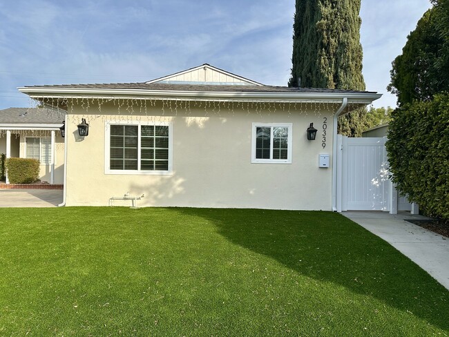 Photo - 20341 Superior St