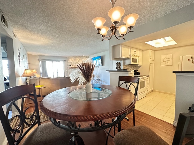 Photo - 8335 Fairmount Dr