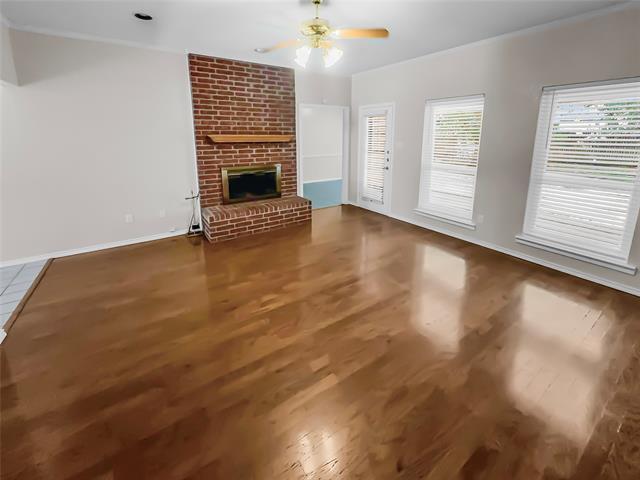 Photo - 7912 Buttercup Cir N