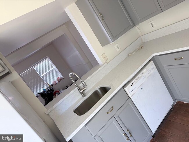 Building Photo - 14819 Rising Sun Ln