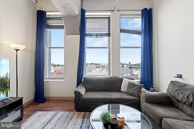 Photo - 511 N Broad St Unit 806