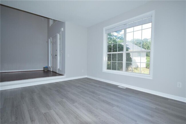 Photo - 2030 Hunters Trail Dr