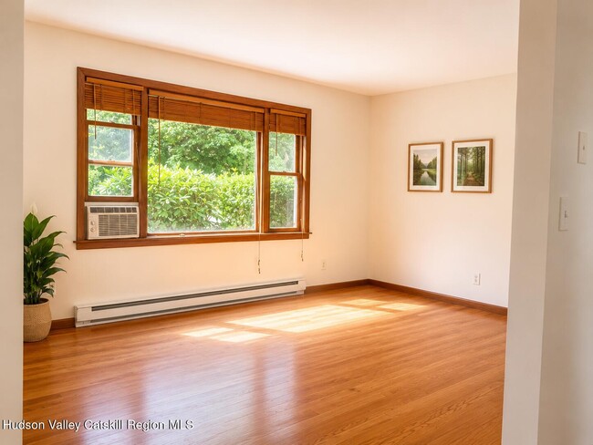 Photo - 4302 Genesee Dr