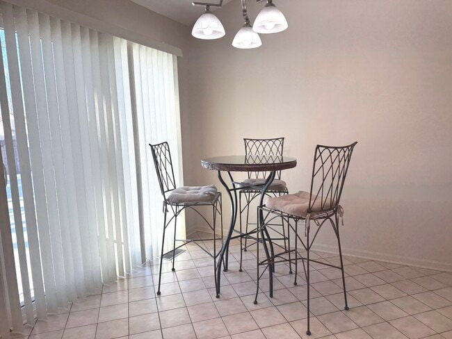 Photo - 6 Cimarron Ct