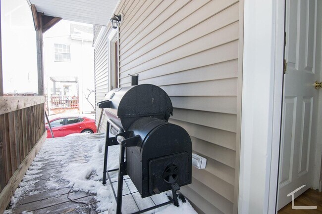 Photo - Nice 3 bed in Watertown