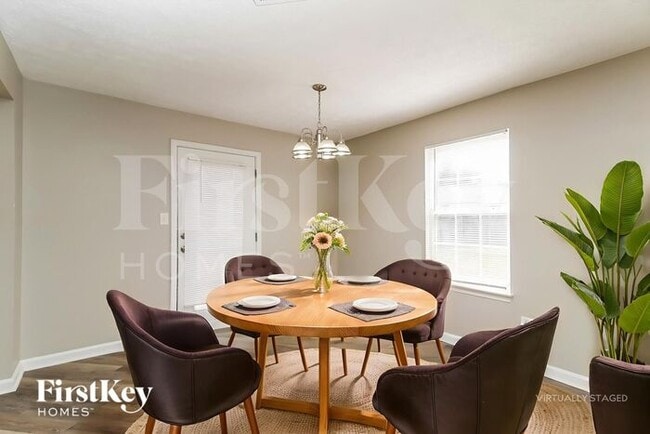 Photo - 504 Springmoor Ct