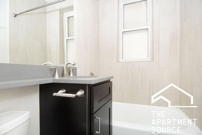 Photo - 511 W Belmont Ave Unit 34