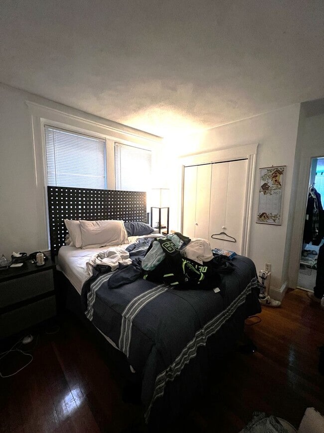 Photo - BU South Campus 2 Bed/2 Bath Condo + Office with Parking Included for September 1st!!!