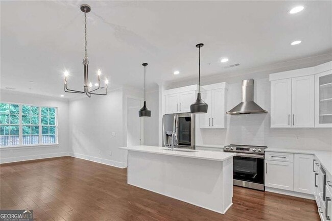 Photo - 6890 Peachtree Dunwo Rd Unit 104