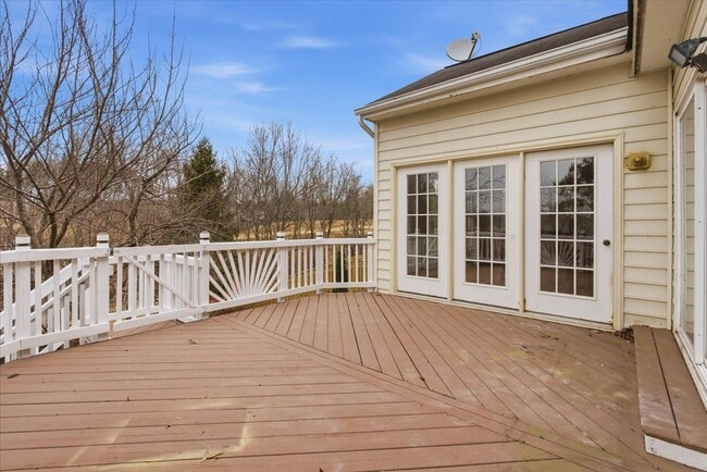 Photo - 3168 Tulip Tree Pl