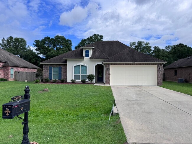 Photo - 20472 Spanish Oak Ave