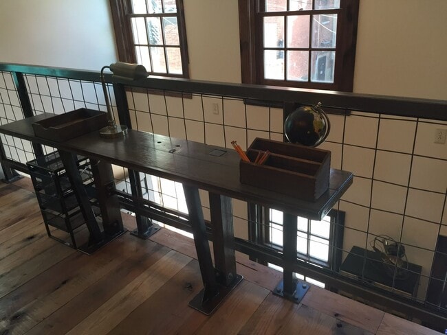 Photo - BEAUTIFUL, BRIGHT AND OPEN 1 BED, 1 BATH  HOUSE IN HEART OF NORTHSIDE- AVAIL NOW!