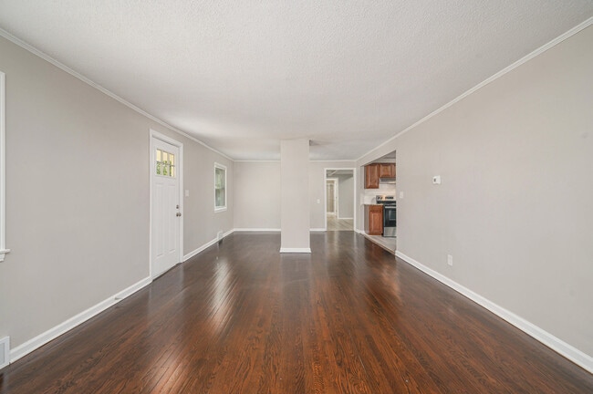 Photo - 4716 N Olive St