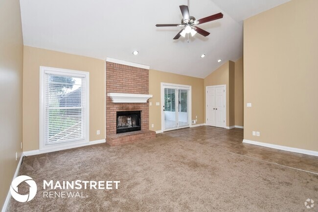 Building Photo - 1200 Goshen Ln Rental