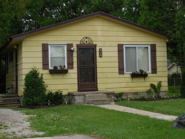 Photo - 275 Parkway