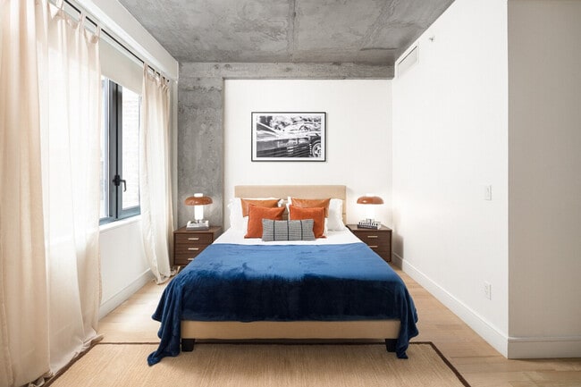 Building Photo - 119 W 24 St Rental