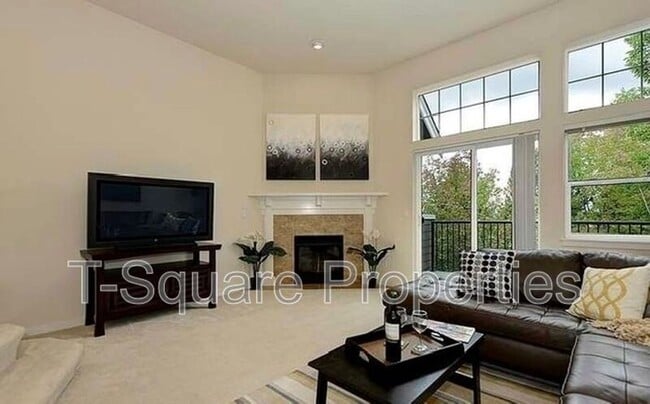 Photo - 1693 NE Juneberry St