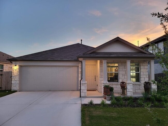 Building Photo - 5421 Bellissima Way