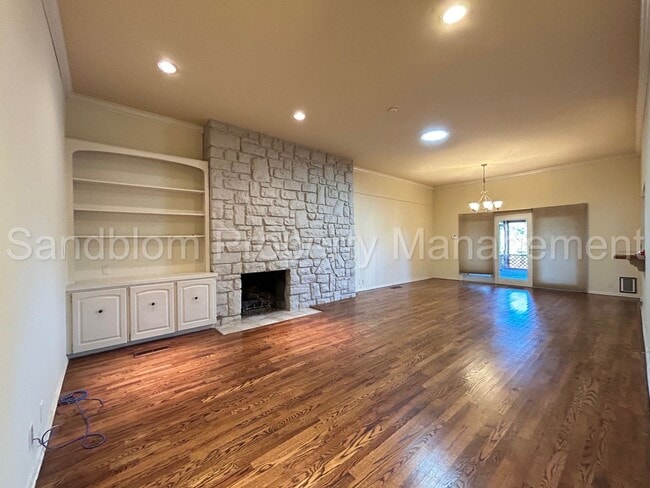 Photo - For Lease | South Tulsa Duplex | $1550 Rent