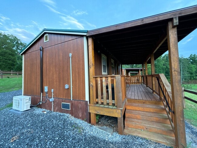 Photo - 495 Stallings Rd
