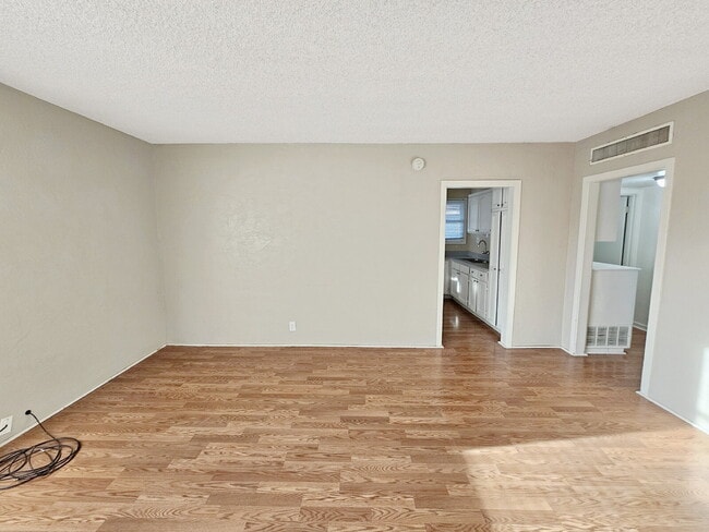 137 S Richmond Rd
