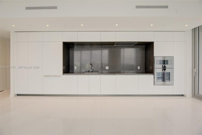 Photo - 300 Biscayne Blvd Way Unidad 4708W