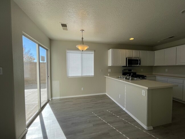 Photo - 10716 Habanero Way SE