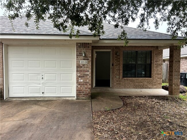 Photo - 203 B Andy Ln
