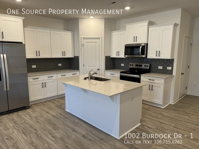Photo - 1002 Burdock Dr