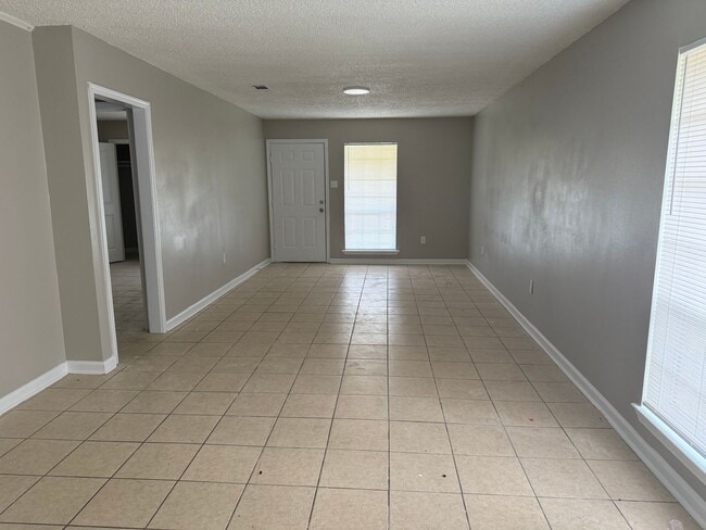 Photo - 14922 Central Woods Ave Unit 14924 CW