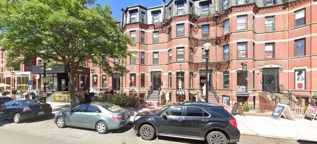 Building Photo - 225 Newbury St Unit 3F Rental