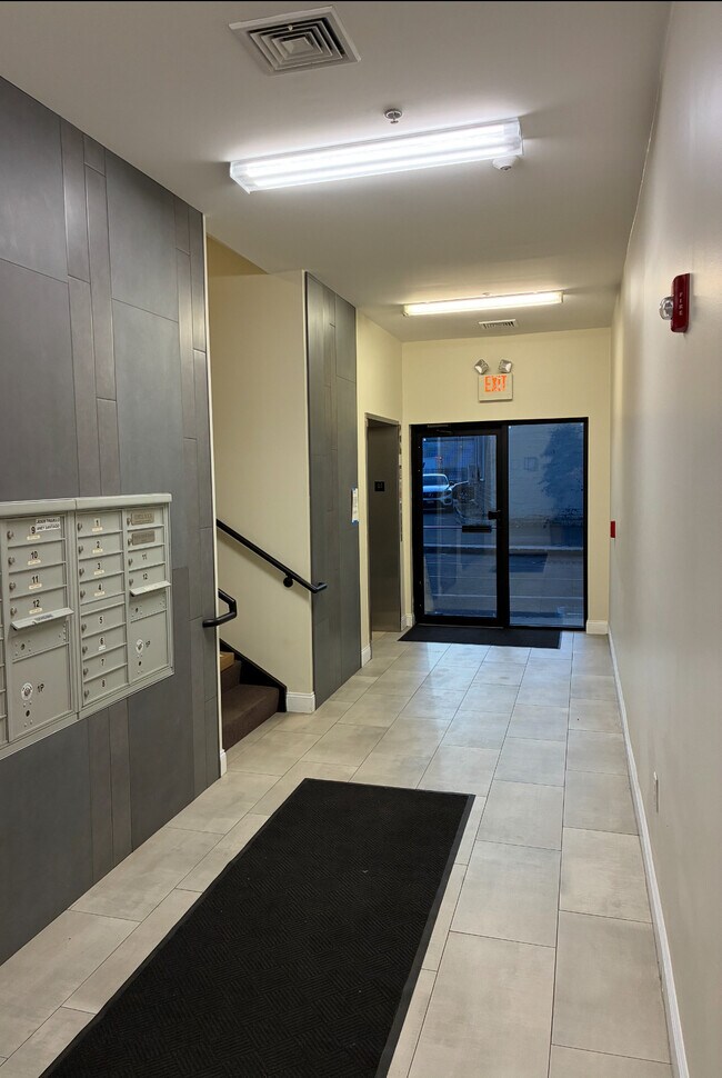 Photo - 318 21st Ave Unidad 304